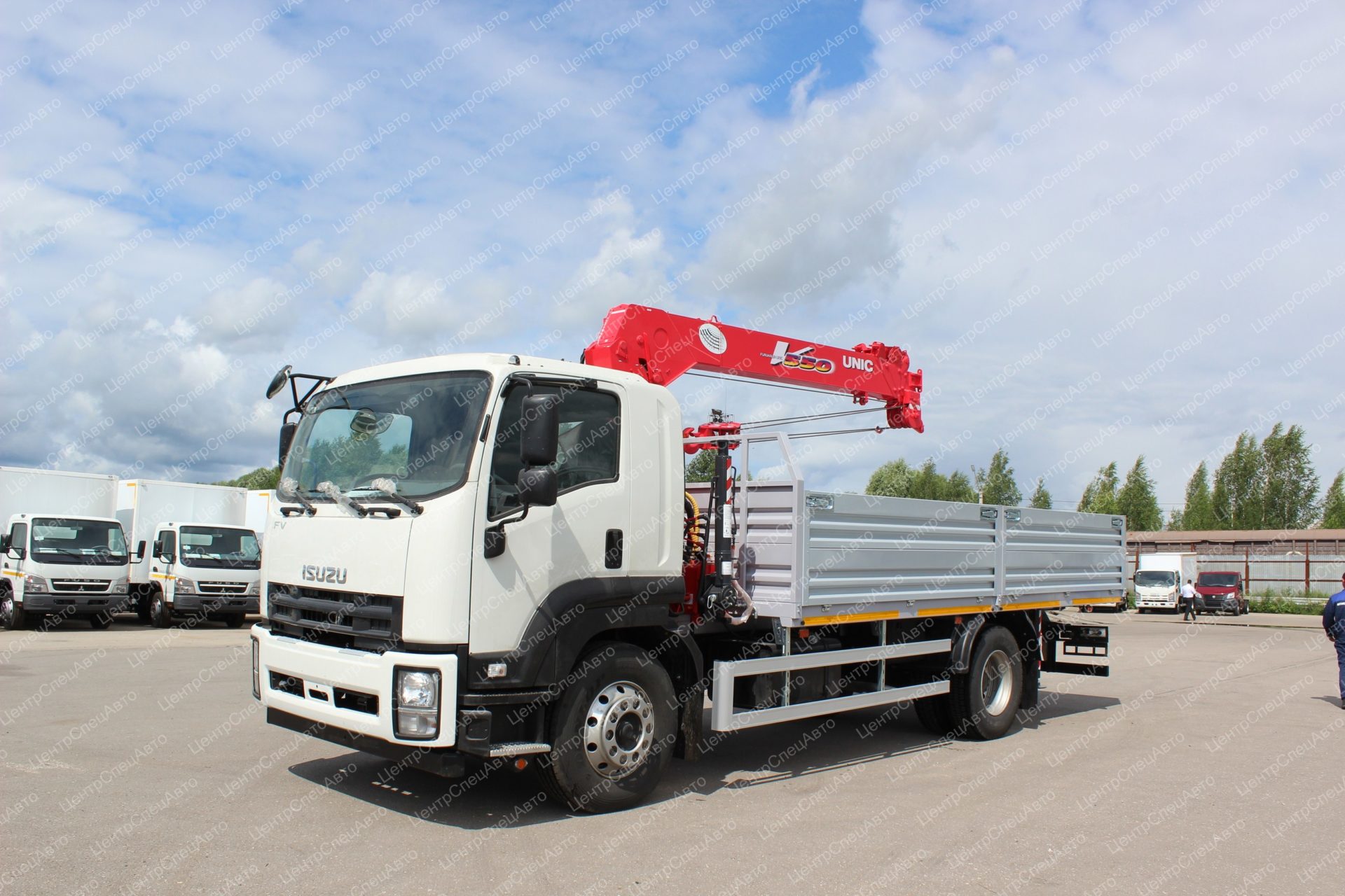 Кран-манипулятор ISUZU FVR34 FORWARD 18.0 с КМУ UNIC URV554 - Центр Спец  Авто