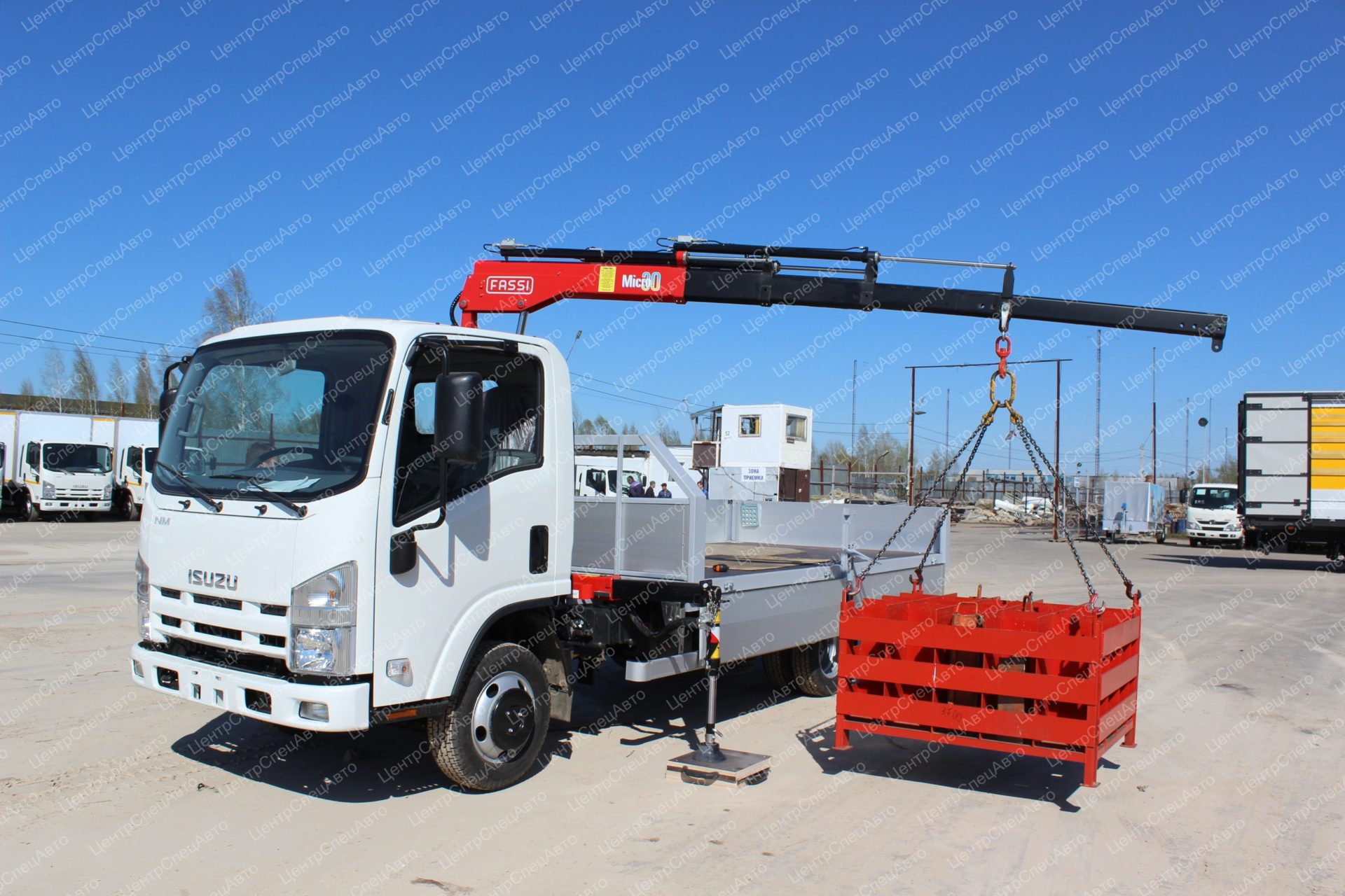 Кран-манипулятор ISUZU NMR85 ELF 3.5 с КМУ Fassi М30А.13 - Центр Спец Авто