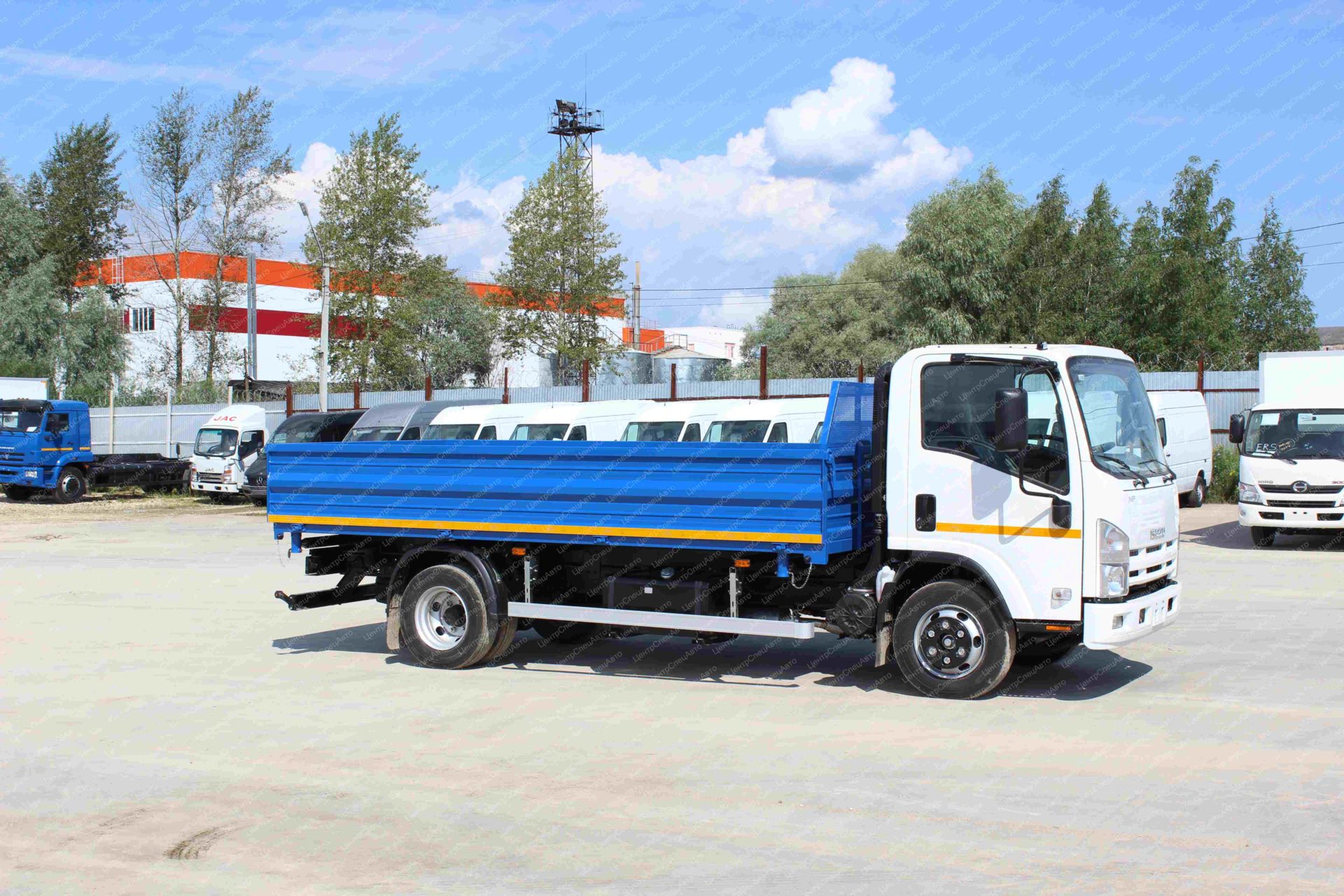 Самосвал ISUZU NPR75 ELF 7.5 - Центр Спец Авто